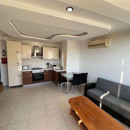 Conmal Penthouse In Mellieha Bay Appartement Buitenkant foto